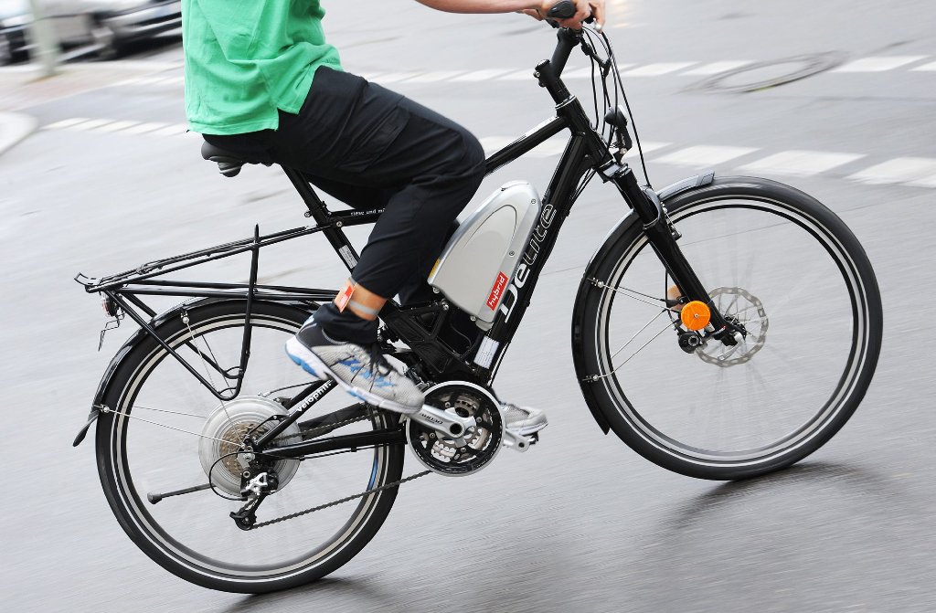 Nusplingen: E-Bike-Fahrer nach Unfall in Lebensgefahr