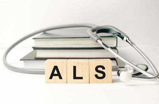 Die Diagnose ALS ist ein Todesurteil. Trotzdem sollen Erkrankte und deren Angehörige künftig nicht ohne Hilfe und ein entsprechendes Netzwerk dastehen. Foto: Andrey – stock.adobe.com_502726827