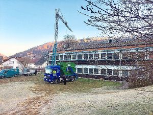 Seit März wird die   Imnauer Grundschule umgebaut. Foto: Haid Foto: Schwarzwälder-Bote
