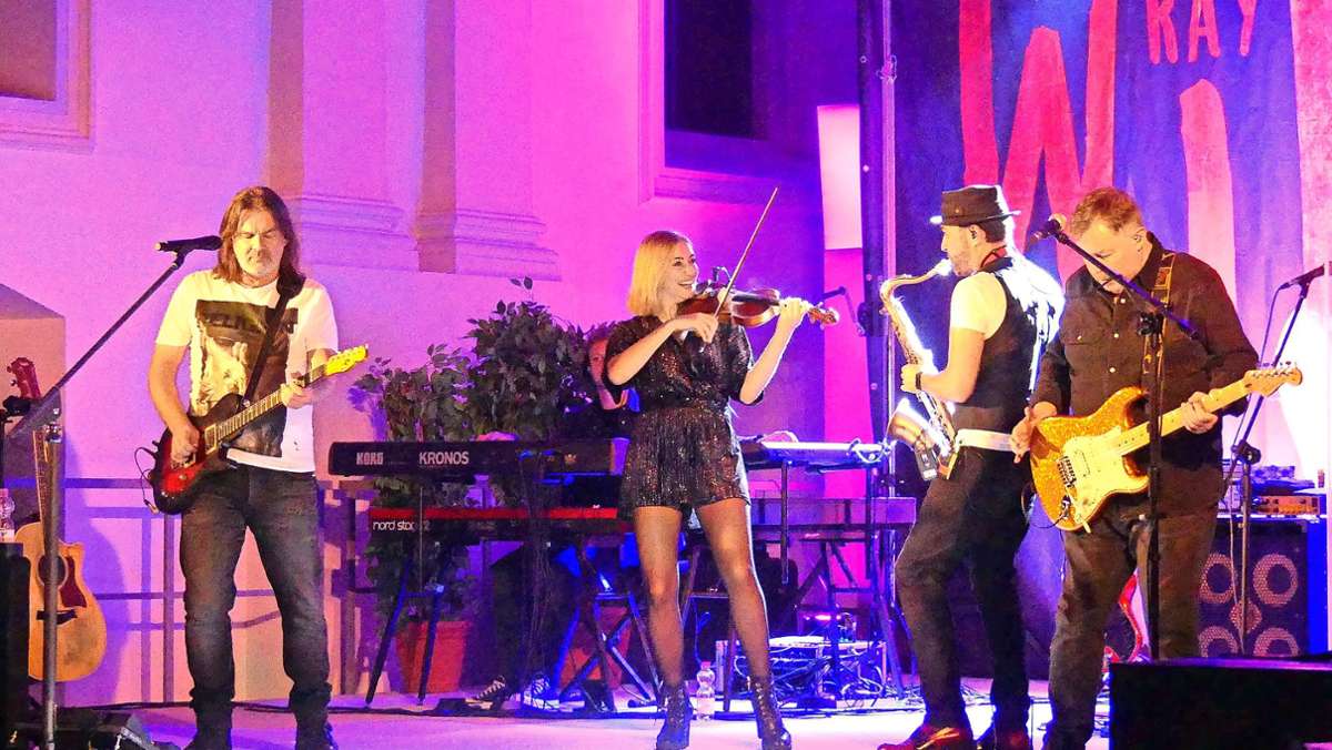 Konzert in Oberndorf: Ray Wilson verzückt die Genesis-Fans und alle anderen