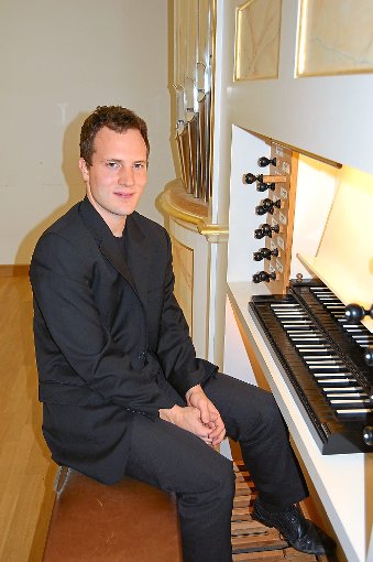 Peter Schleicher (Orgel) und Niklas Broghammer (Querflöte) gestalten das Gastkonzert des Schramberg er Vereins in Tennenbronn. Fotos: Pfarrgemeinde Foto: Schwarzwälder-Bote