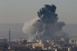 Die IS-Kämpfer in Kobane werden weiter zurückgedrängt.  Foto: EPA