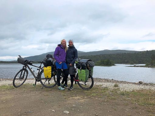 Carolin Johannsen und Timo Berger haben sich auf eine Reise zum Nordkap aufgemacht. 4235 Kilometer haben sie mit ihren Rädern zurückgelegt. Foto: privat