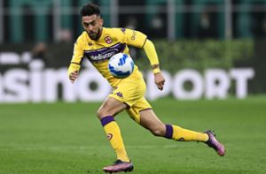 Nicolas Gonzalez (23) wechselte vergangenen Sommer für 23,5 Millionen Euro zu AC Florenz – und belegt dort derzeit den achten Rang in der Serie A. In 24 Einsätzen für die Fiorentina kam der Argentinier bislang auf zwei Tore und sechs Vorlagen. Foto: imago/ImagePhoto