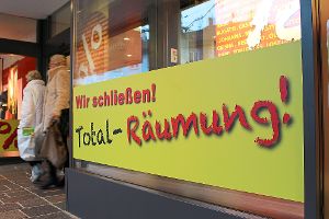 So oder so ähnlich sieht es derzeit an vielen Ladengeschäften in der Donaustadt aus. Foto: Simon