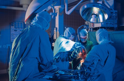 Solch eine Chirurgie ist in Horb am Krankenhaus nicht machbar – doch was wird an dem Standort überhaupt übrigbleiben?   Foto: Archiv