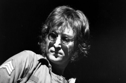 Im Dezember 1980 wurde John Lennon vor seinem Apartmenthaus am New Yorker Central Park erschossen.  Foto: AP