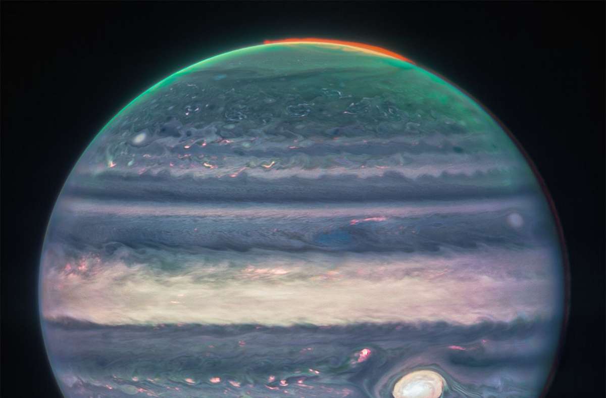 Eine Aufnahme des Jupiter durch das James-Webb-Teleskop – bei der Beobachtung eines anderen Gasriesen wurde jetzt ein spannender Fund gemacht. Foto: dpa/NASA