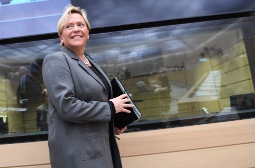 Kultusministerin Susanne Eisenmann tauscht den Landtag mit dem Messegelände Foto: dpa
