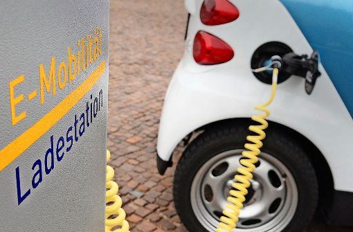 Etliche Bezirke haben keinen Anschluss mehr an die batteriebetriebenen Mietautos des Anbieters Car2go. Das Unternehmen hat das Geschäftsgebiet gekappt. Foto: dpa