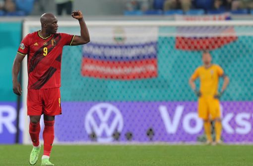 Belgiens Romelu Lukaku feiert das 2:0. Foto: dpa/Igor Russak