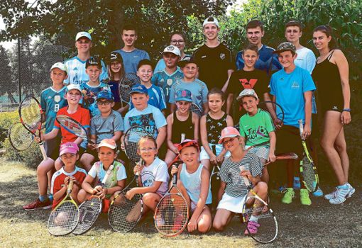 Der Auftakt des Kinderferienprogramms der Gemeinde lockte zahlreiche Kinder und Jugendliche  auf die Anlage des Tennisclubs  Dauchingen.  Foto: Preuß Foto: Schwarzwälder Bote