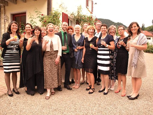 Grund zum Feiern haben die erfolgreichen Absolventen der Ausbildung zum Kinesiologen in Schenkenzell. Foto: Meridianum Foto: Schwarzwälder-Bote