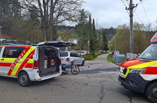 Schwerer Unfall um die Mittagszeit im Rottweiler Ortsteil Bühlingen. Foto: Corinne Otto