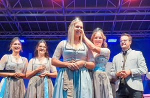Weinfest in Offenburg eröffnet: Alisa Höll ist die neue Ortenauer Weinprinzessin