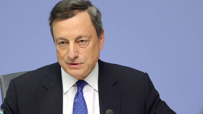 EZB legt  eine halbe Billion Euro nach