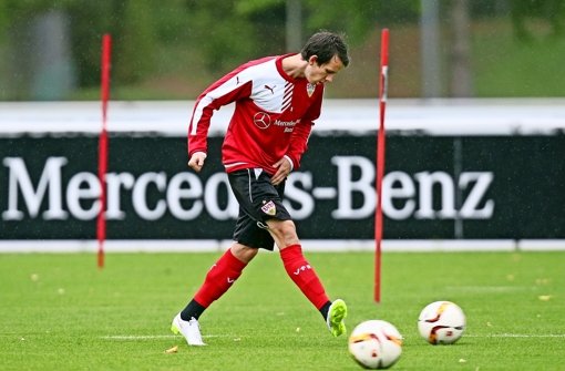 Neuzugang Robbie Kruse war beim Dienstagstraining des VfB Stuttgart bereits mit von der Partie. Foto: Pressefoto Baumann