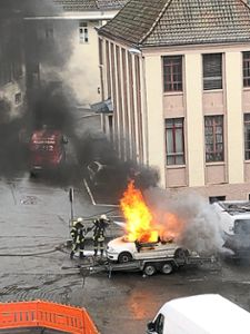 Die Feuerwehr Schramberg hatte den Brand rasch im Griff.Foto: Neudeck Foto: Schwarzwälder Bote