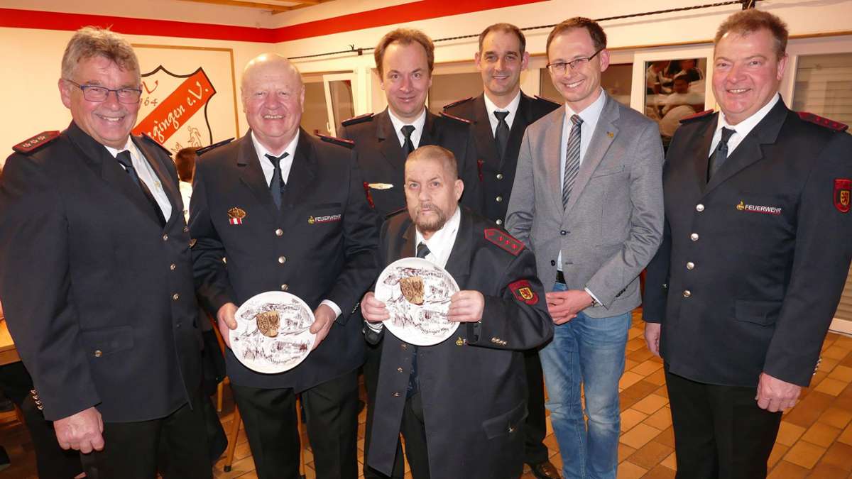 Feuerwehr D ggingen Kommandant R ckt Ausbildung In Den Fokus feuerwehr-d-ggingen-kommandant-r-ckt-ausbildung-in-den-fokus