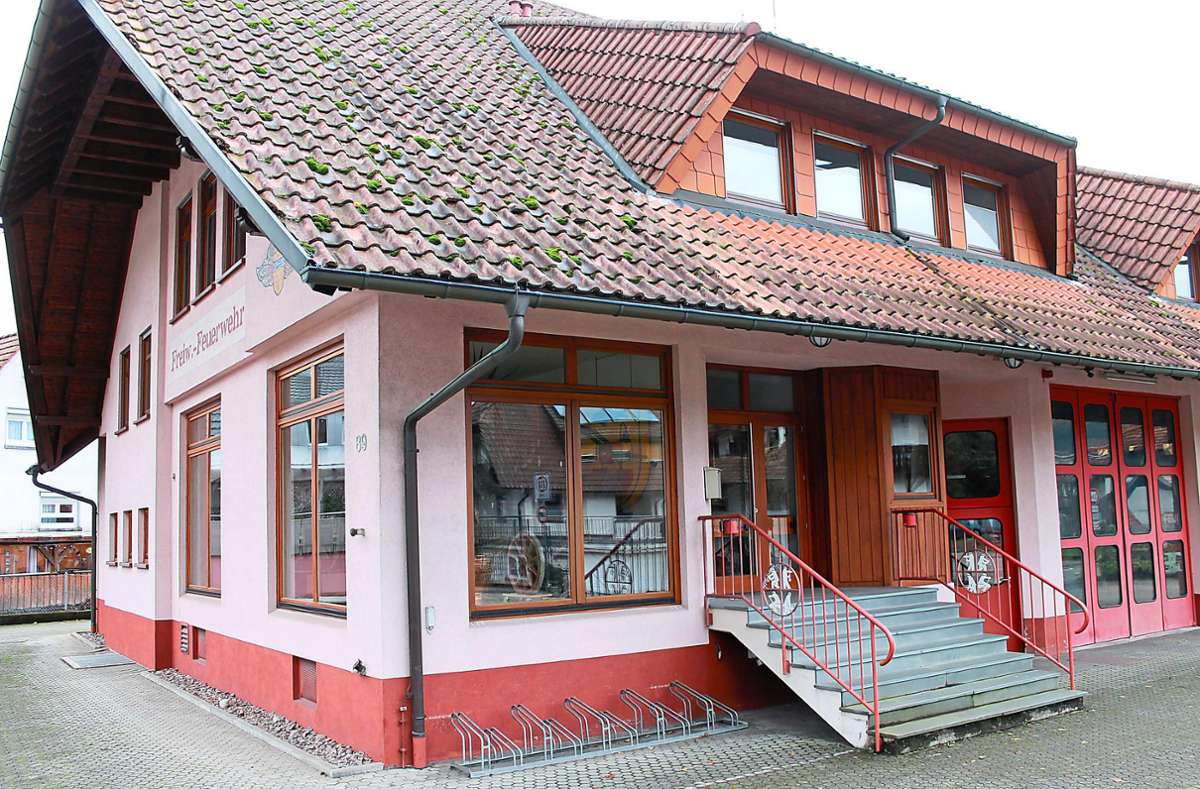 Am Steinacher Feuerwehrhaus stehen in den kommenden Jahren umfangreiche Investitionen an. Foto: Störr
