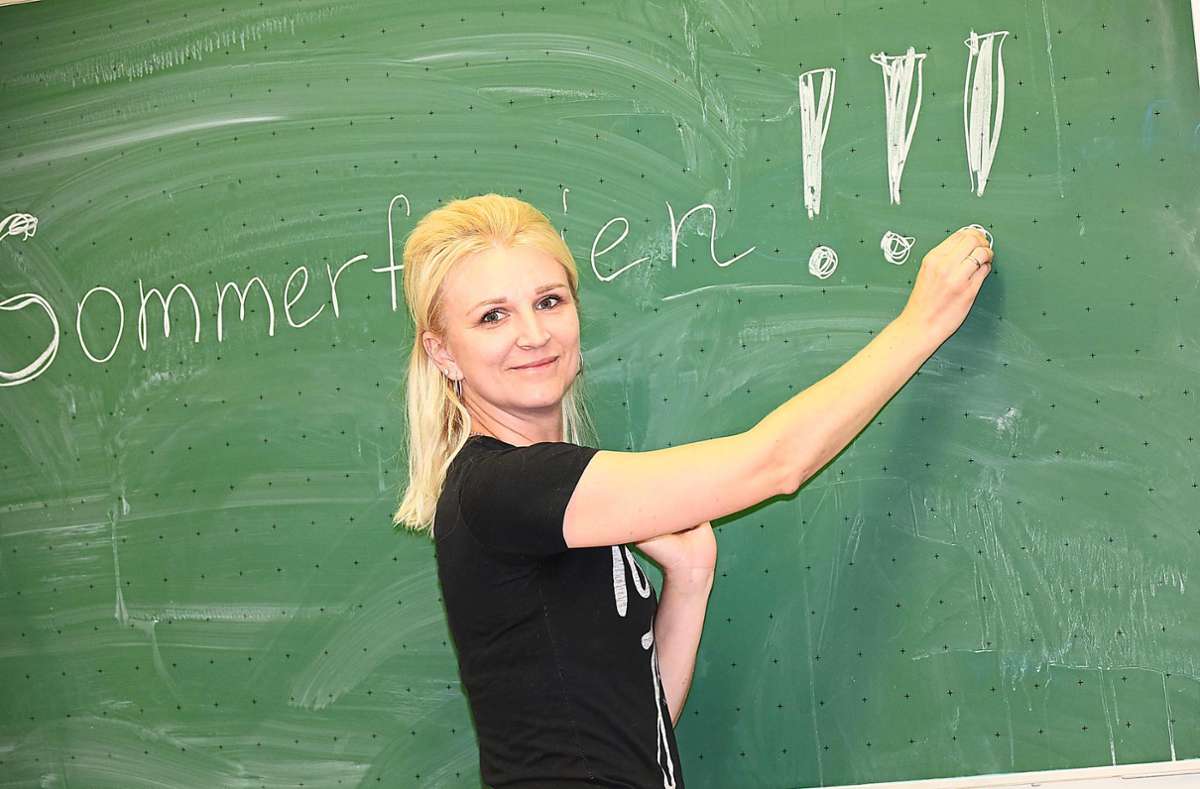 Tamara Talap-Kanics unterrichtet an der Karl-Brachat-Realschule ukrainische Schüler in einer Vorbereitungsklasse. Foto: Heinig