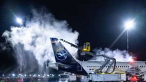 Bei Lufthansa sind 64 Flugzeuge von dem Problem mit den Triebwerken betroffen. Foto: Boris Roessler/dpa/Boris Roessler