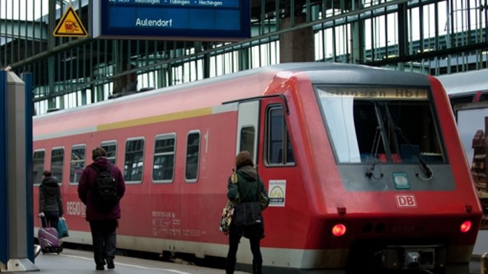 Hauptbahnhof: Mann greift Polizisten an