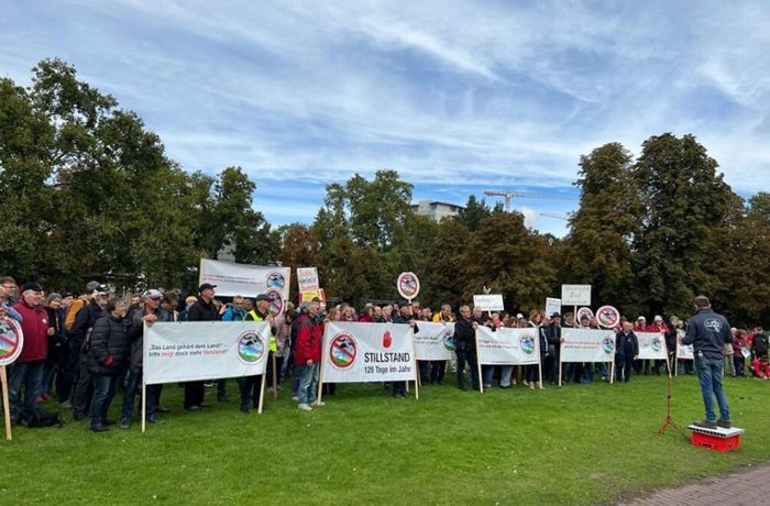 Waldhof-Pläne: Bürgerinitiative unterstreicht Argumente gegen Fallschirm-Gelände