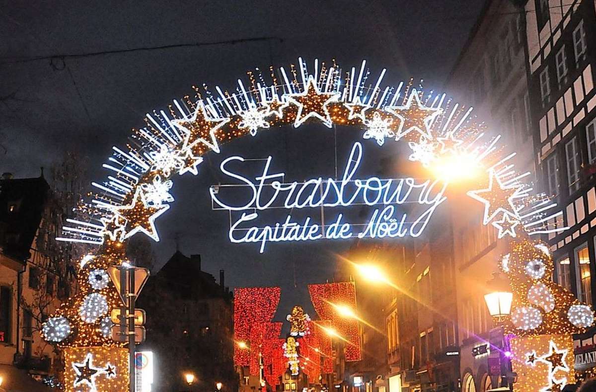 Eine Woche kürzer und mit zahlreichen Restriktionen belegt - ob der beliebte Straßburger Weihnachtsmarkt in diesem Jahr wirklich vergnüglich wird? (Archivfoto) Foto: Armbruster