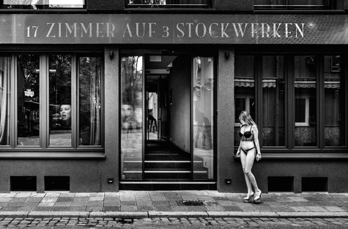 Ausstellung in Esslingen: Fotos zeigen Alltag von Prostituierten