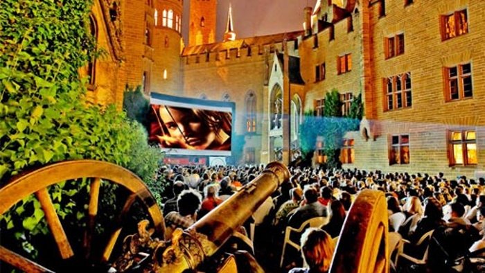 Open-Air-Kino auf der Burg