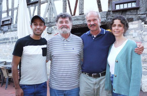 Bryan Altamirano, Rainer Günther, Thomas Hufnagel und Teresa Maria Acker (von links) setzen sich für „Jardin del Eden“ ein. Foto: Eyrich