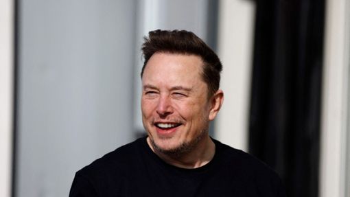 Tesla-Chef Musk beim Besuch in Fabrik in Grünheide bei Berlin. Foto: AFP/ODD ANDERSEN