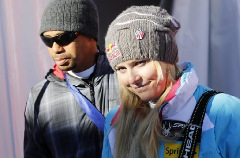 Es geht ihr nicht gut: Lindsey Vonn sucht Trost bei ihrem Freund Tiger Woods. Foto: dpa