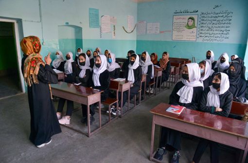 Die Taliban wollen entgegen der Ankündigungen die höheren Schulen nun vorerst doch nicht für Mädchen öffnen. Foto: AFP/AHMAD SAHEL ARMAN