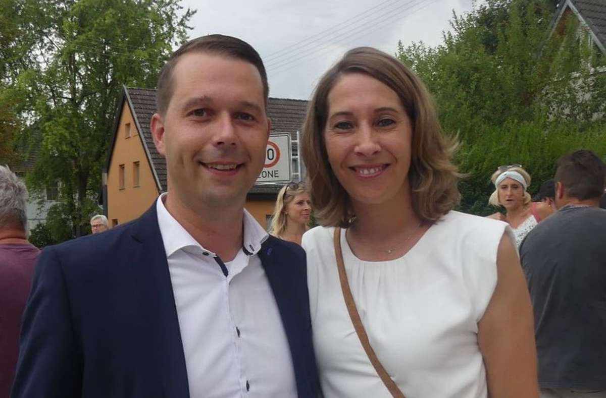 In guter Stimmung nach der Wahl: Marco Gutmann und seine Frau Annika.