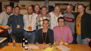 Die Bregi House Band trauert um ihren Sänger Bernd Schaupp (stehend, Mitte). Foto: Dagobert Maier
