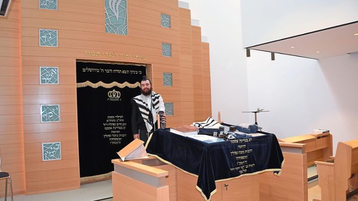 Israelitische Kultusgemeinde feiert ihre Gottesdienste und Feste unter Polizeischutz