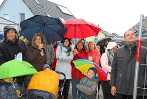 Das Richtfest wurde jetzt beim Neubau der Mötzinger Kinderkrippe gefeiert. Foto: Priestersbach Foto: Schwarzwälder Bote