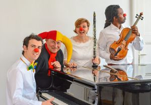 Nadia Sofokleous, Kwame Cole, Alexandru Szabo  und Henry Greif bringen Kindern die klassische Musik näher. Foto: Sofokleous Foto: Schwarzwälder Bote