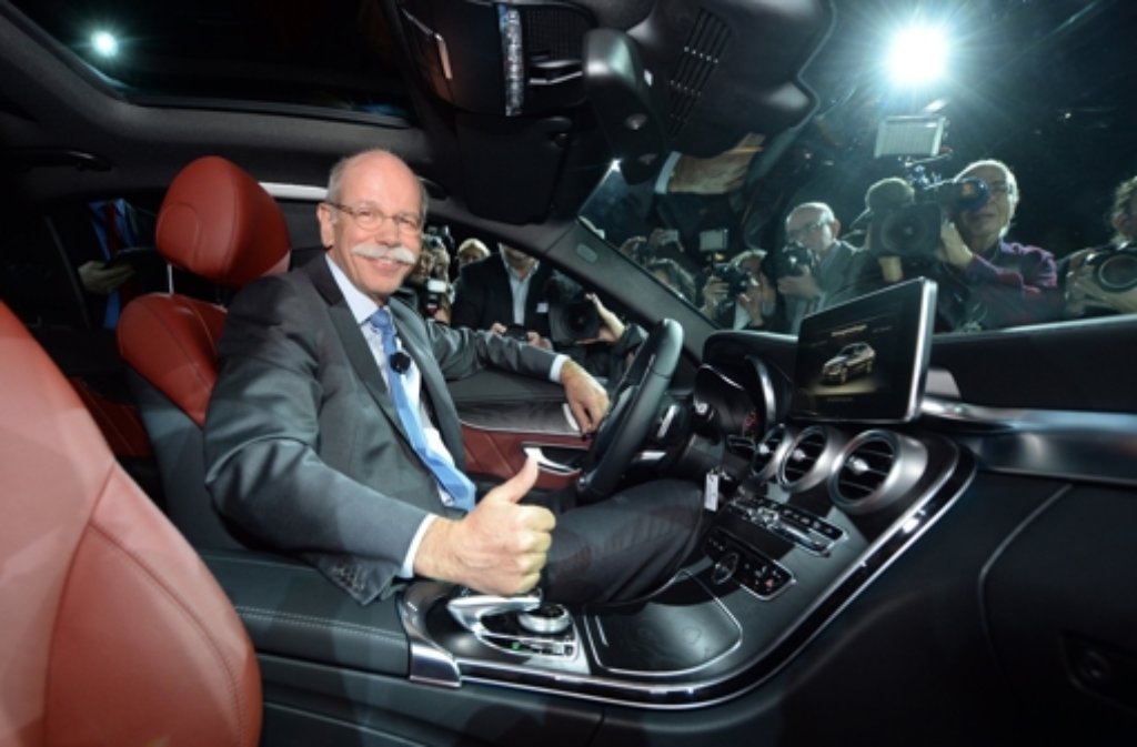 Detroit Auto Show: Daimler-Chef Zetsche zeigt stolz die neue C-Klasse