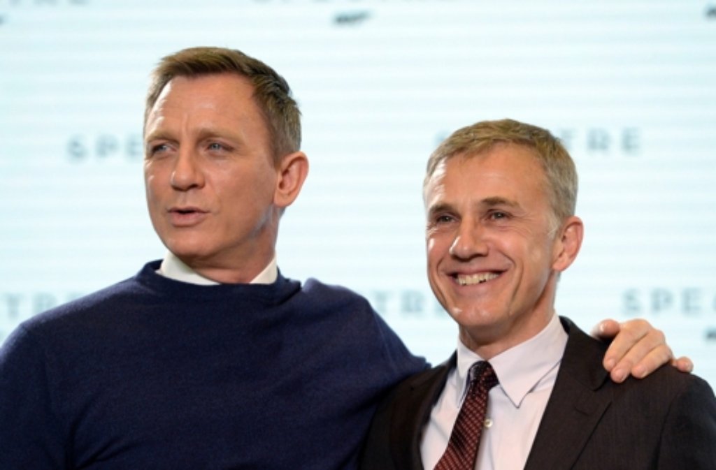 Bond-Darsteller Daniel Craig (links) mit seinem Gegenspieler Christoph Waltz. Foto: dpa