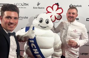 Große Freude bei Niklas (links) und Jason Grom. Sie haben einen der begehrten Michelin-Sterne erhalten. Foto: Grom