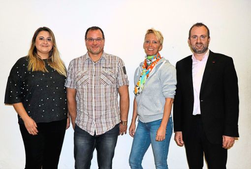 Nach der Wahl (von links): Marina Ederle, Markus Geißler, Angelika Braunhuber und Rektor Andreas Kuhn. Foto: CHR Foto: Schwarzwälder Bote