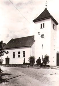 Das Bild zeigt das Gotteshaus in Breitenberg hier um das Jahr 1936. 1991 wurde dann der neue Kirchplatz eingeweiht.Foto: Digitalarchiv Schabert Foto: Schwarzwälder Bote