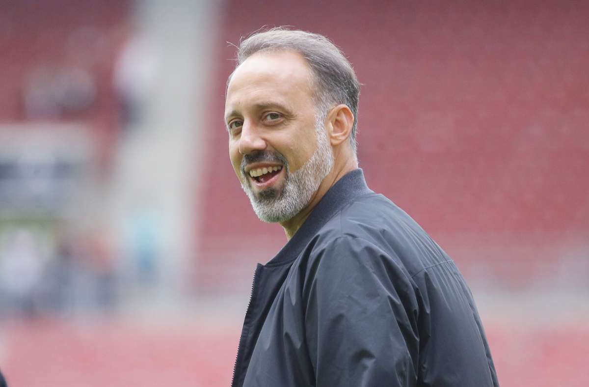 Die Trainer zeigen sich vor dem Spiel gelassen: VfB-Coach Pellegrino Matarazzo ...