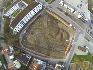 Die mächtige Neckarcenter-Baustelle am Nägelesgraben von oben.  Foto: Grimm Foto: Schwarzwälder Bote