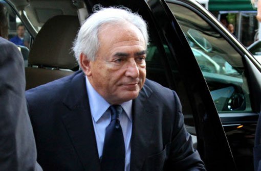 Dominique Strauss-Kahn nach der Aufhebung seines Hausarrests am Freitag in New York. Foto: dapd