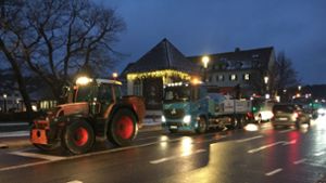200 Traktoren und Lastwagen legen Innenstadt vorübergehend lahm