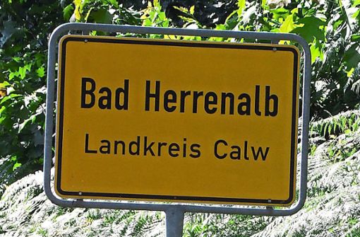 Die Stadt Bad Herrenalb sucht Mitarbeiter. Foto: Kugel